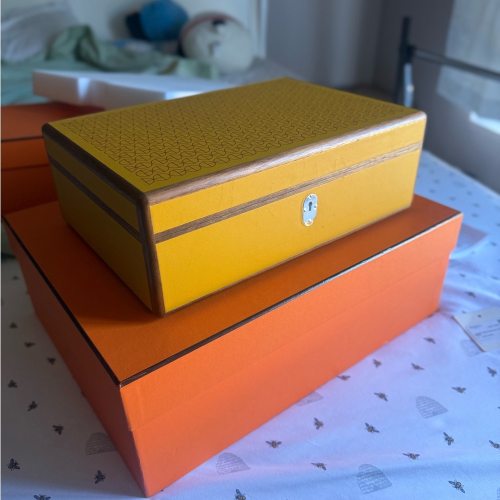 Hermes large model Jaune Ambre jewelry box sold out limited pieces made !